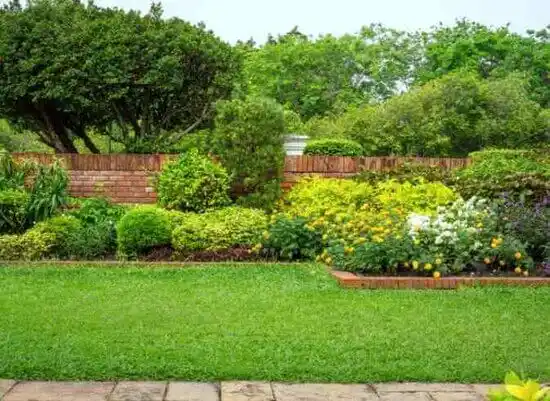 landscaping services Hilltop